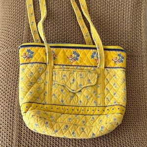 Croft & Barrow Quilted Floral Shoulder Bag Zip Top Purse Pockets Double Handles